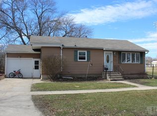 1070 Allen Ave, Garner, IA 50438