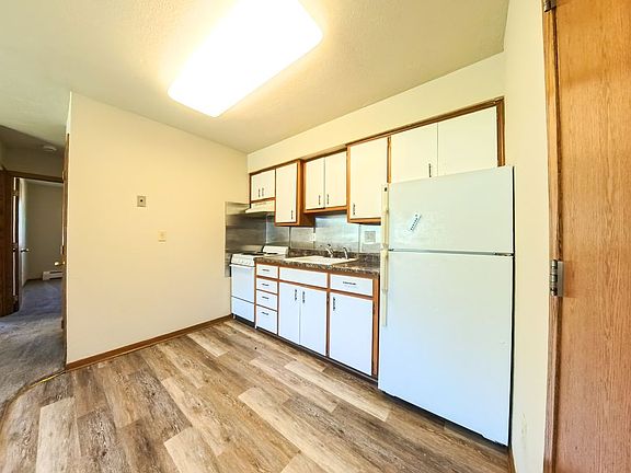 4th image of 204 E 5th Ave APT 3