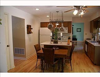 4th image of 639 Huntington Dr