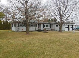 3320 Polk St, Kansasville, WI 53139