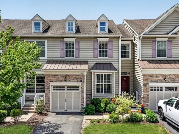 97 Autumn Ln, Montgomery Twp., NJ 08558