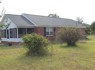 907 Woodcrest Rd, Sylvester, GA 31791