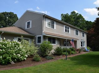 1 High Acres Rd, Brookfield, CT 06804