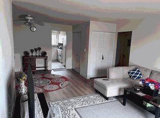 3654 Salem Walk S #B2, Northbrook, IL 60062
