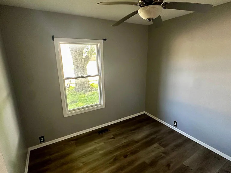 710 Newland Ave — Photo 16