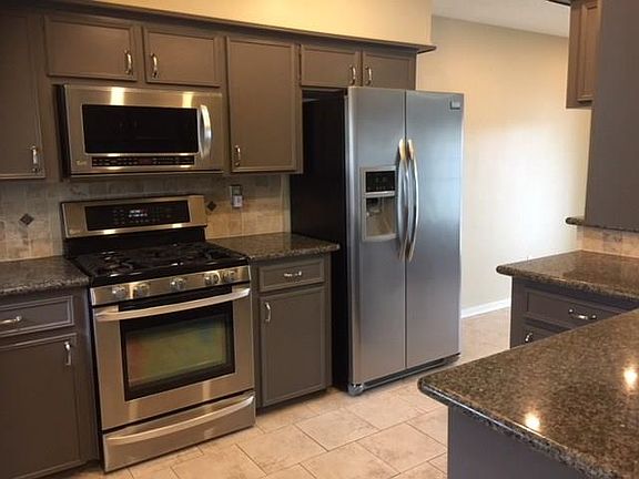 3rd image of 1038 Copper Creek Dr