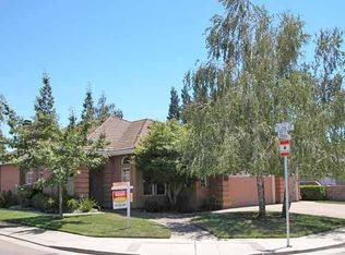 718 Oakmont Ct, Lodi, CA 95242