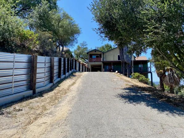 2761 Joan Ln, Fallbrook, CA 92028