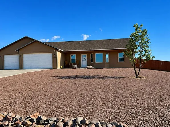 1193 E Gunpowder Ln, Pueblo West, CO 81007
