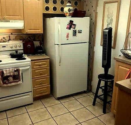 2nd image of 206 SE 10th St APT 405