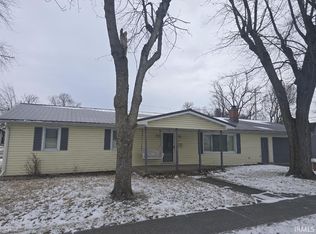 401 E 2nd St, Fairmount, IN 46928