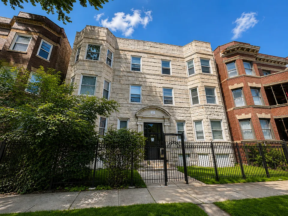 6112 S Ingleside Ave #3N