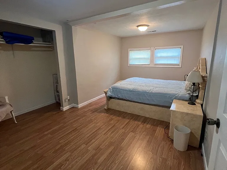 2811 Magnolia St — Photo 1