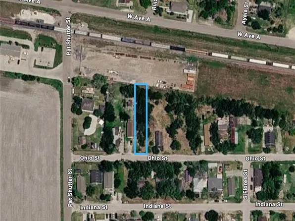 1025 Ohio St, Robstown, TX 78380