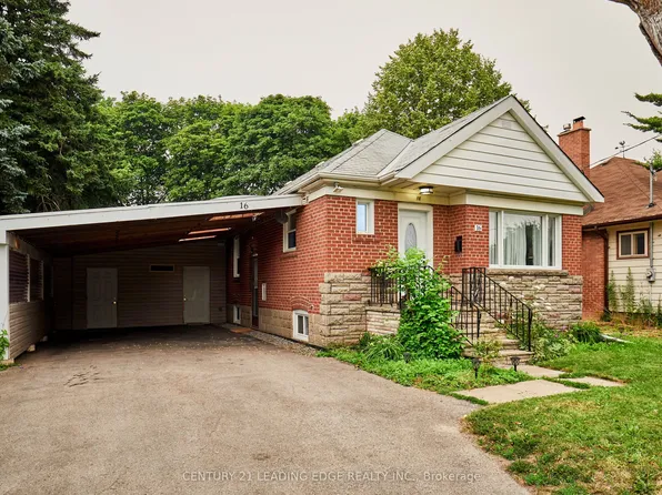 16 McCowan Rd, Toronto, ON M1M 3L8