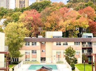 1111 River Rd APT H21, Edgewater, NJ 07020