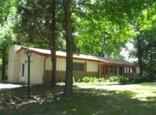 261 River Valley Dr, Chesterfield, MO 63017