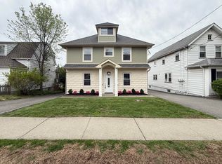 190 E Lindsley Cedar, Cedar Grove, NJ 07009