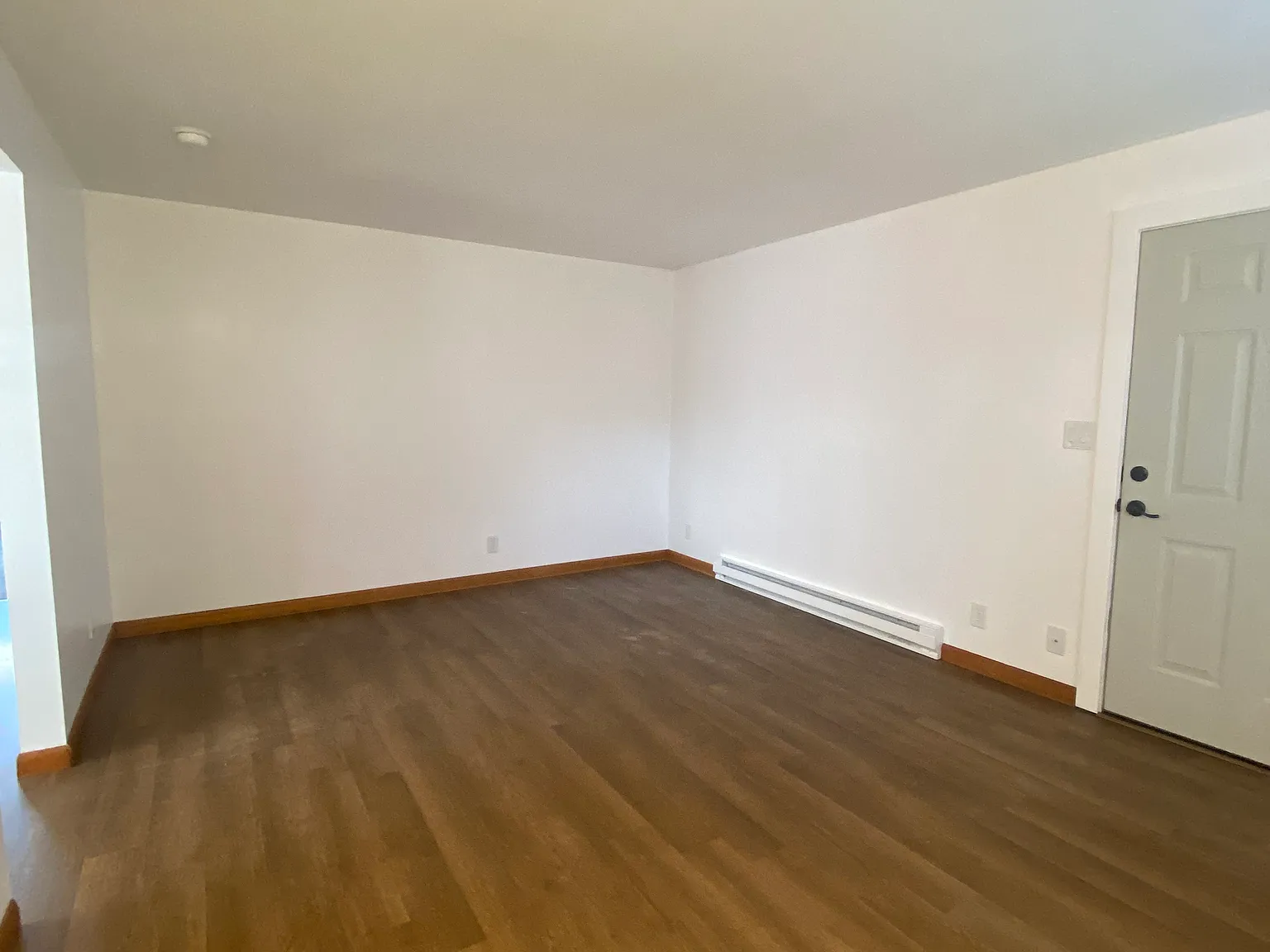 2 bed, 771 sqft, $1,160 — Photo 3