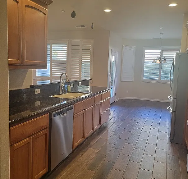227 Gooselake Cir — Photo 38