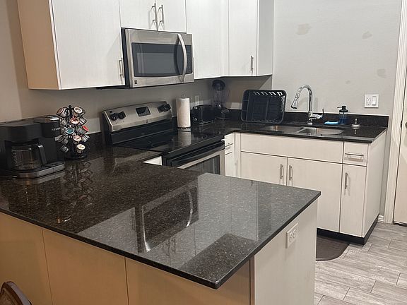 4th image of 4017 Whitewing Ave #1