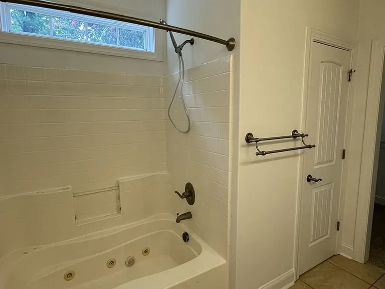 603 Salem Ct — Photo 19