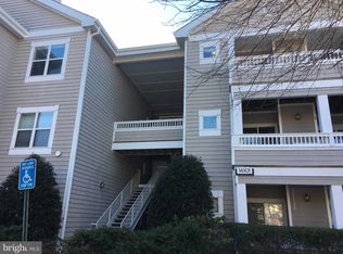 14301 Grape Holly Grv APT 24, Centreville, VA 20121