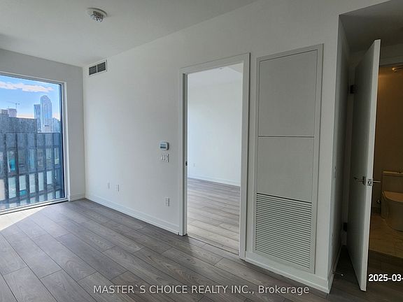 4th image of 82 Dalhousie St #3106