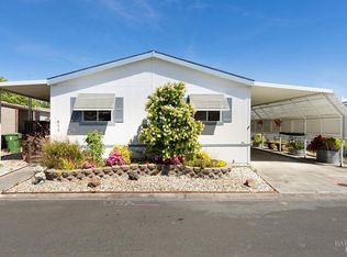 411 Burgundy S, Calistoga, CA 94515