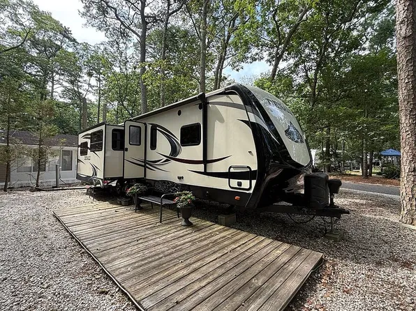 810 S Shore Rd #199, Marmora, NJ 08223