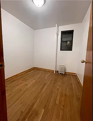 Rented by KNOCKKNOCK LLC | media 4