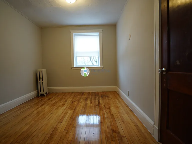 88 Cypress St #3 — Photo 8