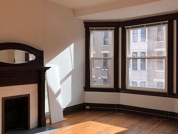 4th image of 1200 Race St #6