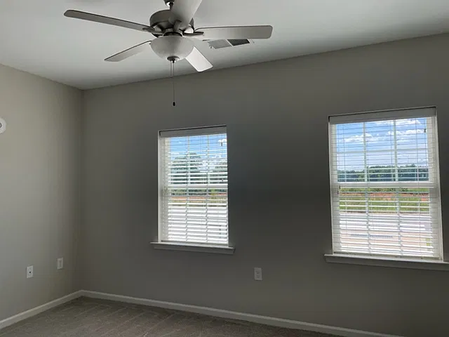 2 bed, 990 sqft, $1,485 — Photo 4