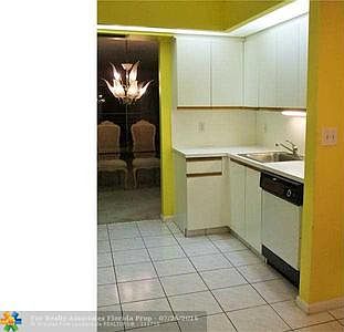 5th image of 1803 Eleuthera Pt APT H3