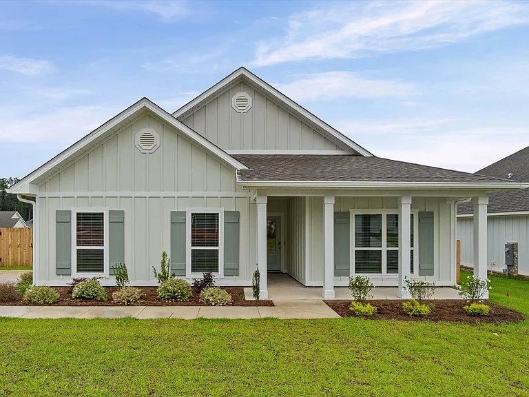 7307 Hawkins Mnr — Photo 1