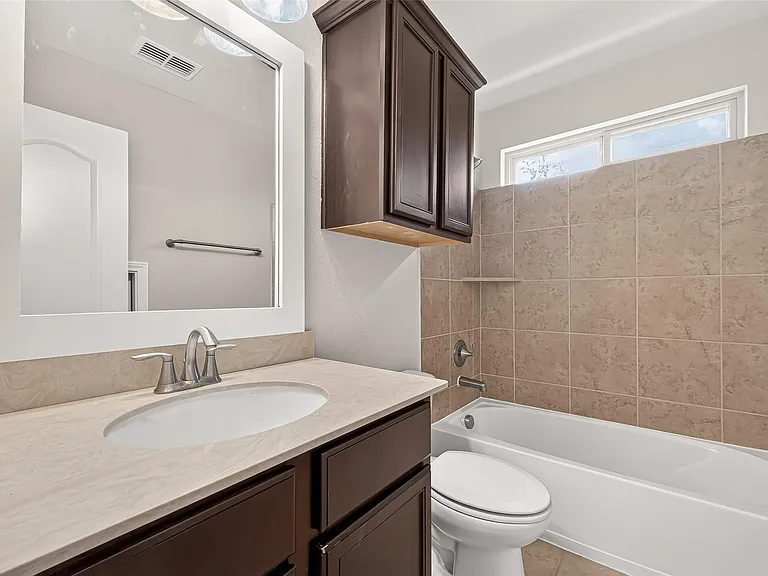 10031 Esslemont Ct — Photo 38