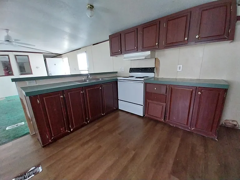 Oakwood MHC Nash — Photo 28