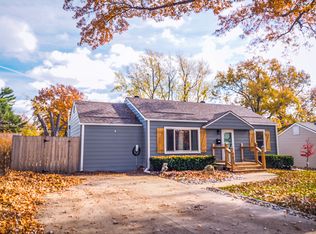 7633 Newton St, Overland Park, KS 66204