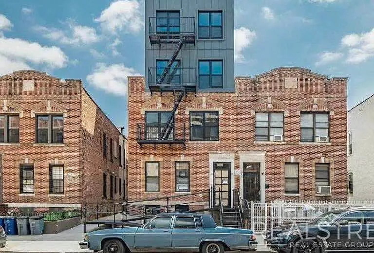 1526 Park Pl #2F — Photo 8