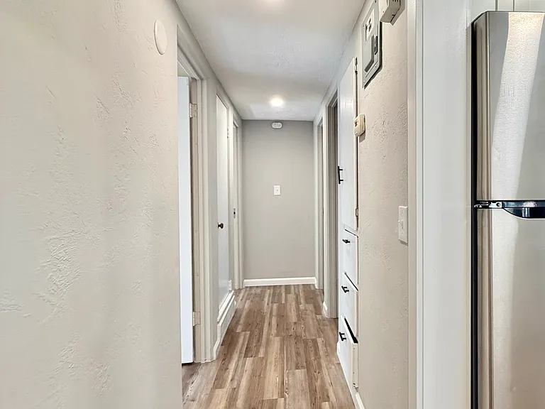 573 Hemlock Dr — Photo 6