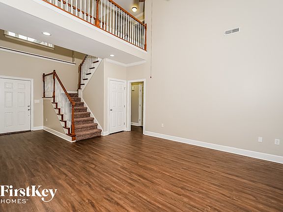 4th image of 8705 Highlands Dr