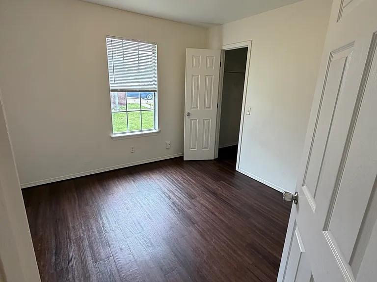964 S Erika Ave #1 — Photo 8
