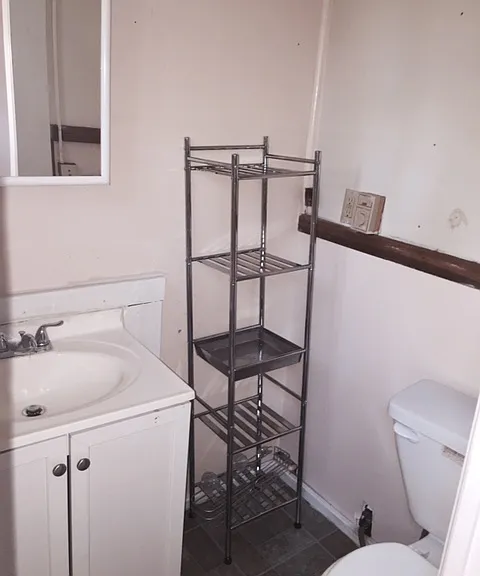 997 Curran St NW #A — Photo 13