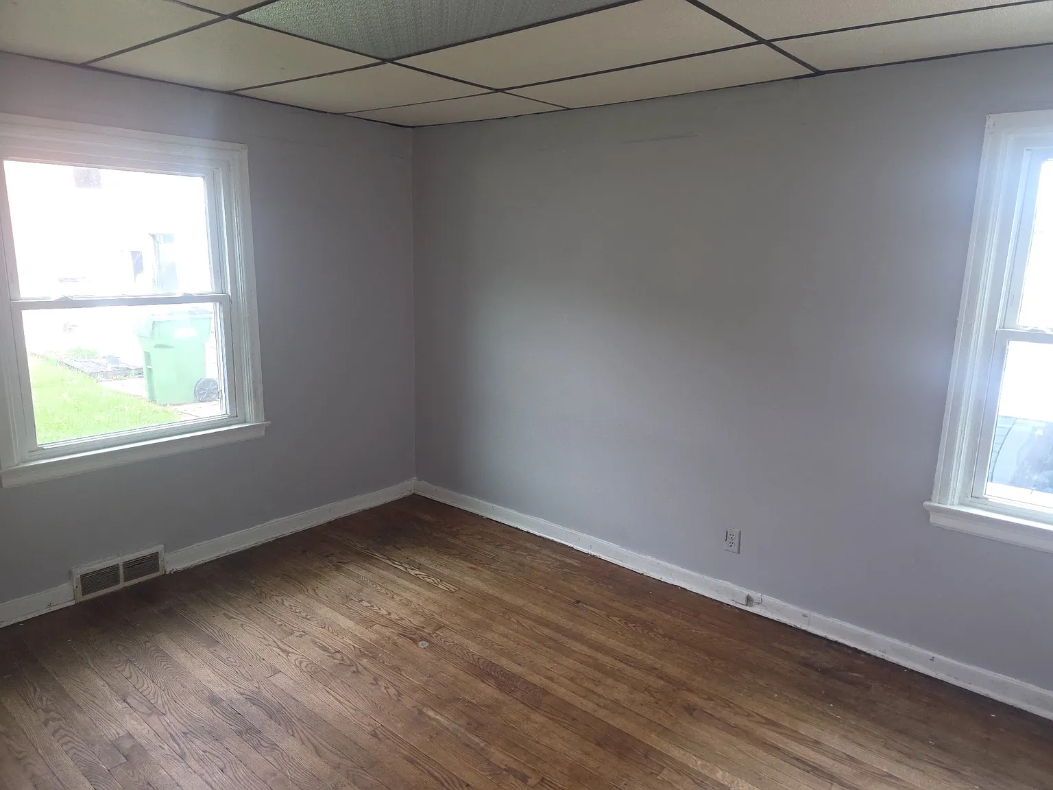 2 bed, $1,200 — Photo 2