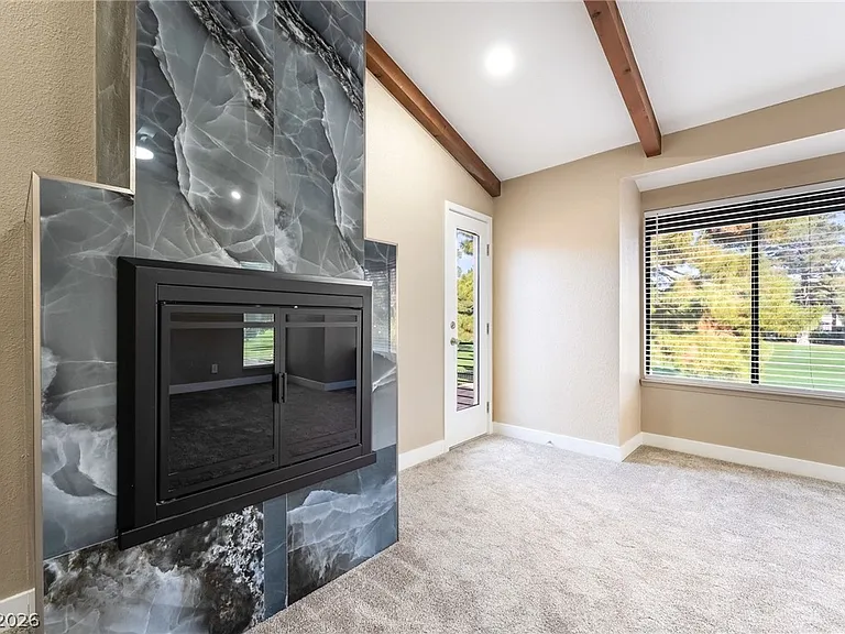 968 Pinehurst Dr — Photo 47
