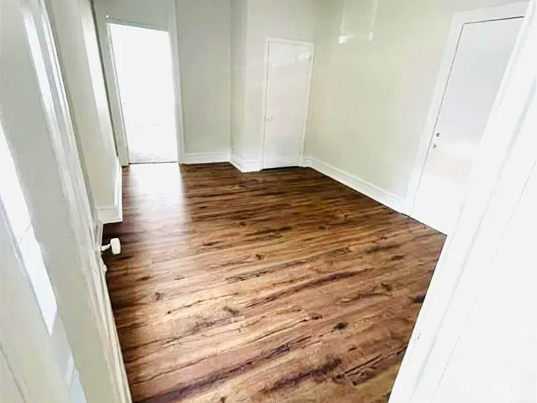 1101 W Turner St #2 — Photo 5