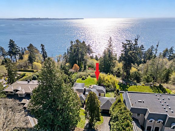 3rd image of 13706 Marine Dr