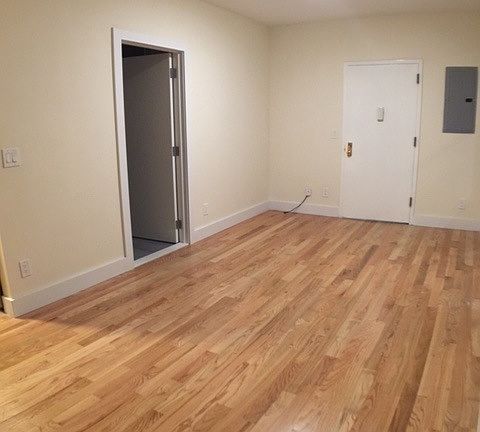 2nd image of 4505 Davis St