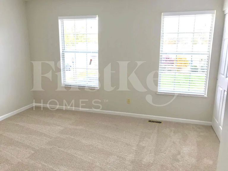 9 Kingsmont Ct — Photo 11